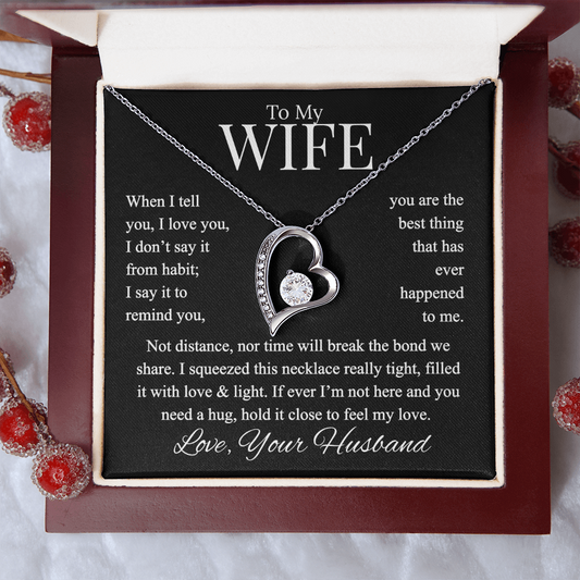 Necklace box and message card
