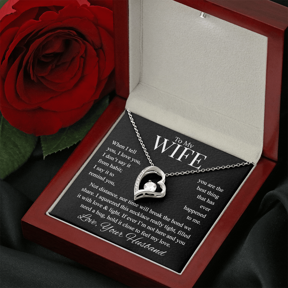 Box, message card, necklace, pendant