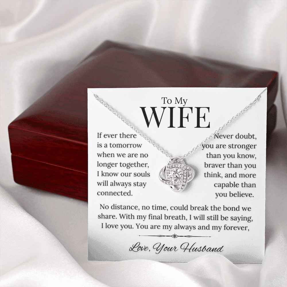 Necklace and message card
box in background
