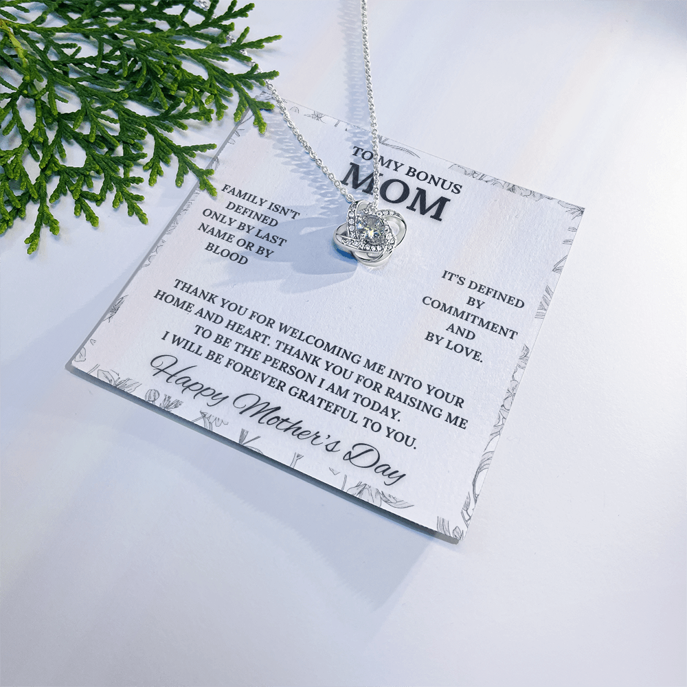 Bonus Mom On Mother's Day, A Heartfelt Thank You Message and Gorgeous Pendant